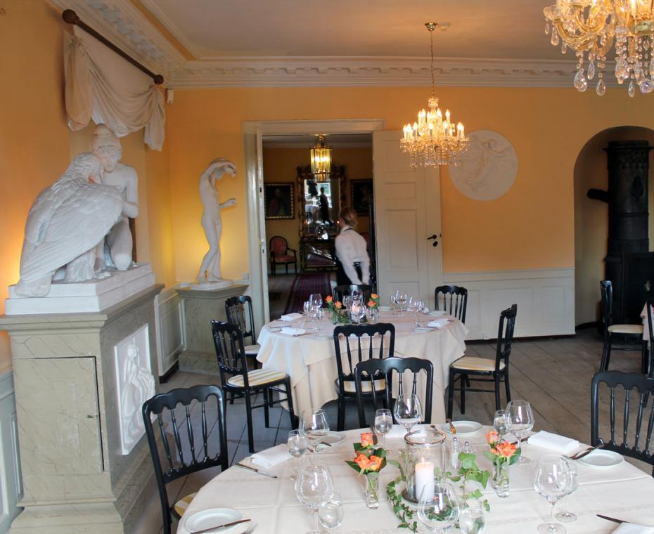 Restauranten på herregården Broholm på Fyn